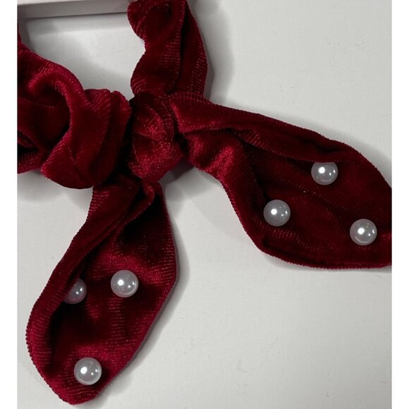 Scunci Red Velvet Pearl Scrunchie Hair Tie Bow Ponytail Holder - Picture 3 of 4